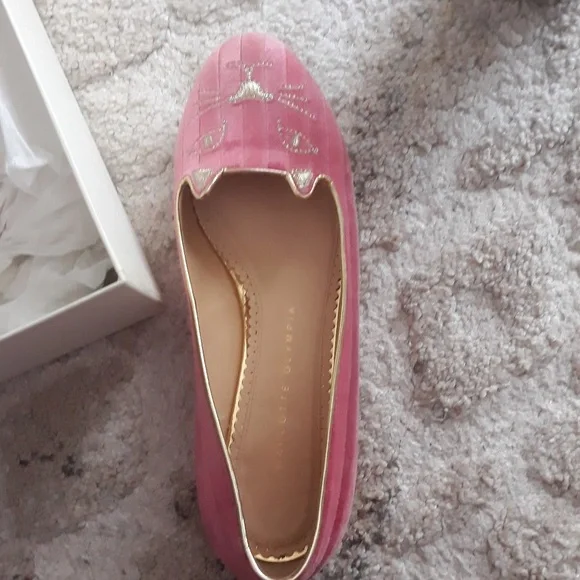 shoes - Picture 7 of 7